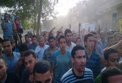 مسيرة  ضد الانقلاب عقب تشييع جنازة شهيد الأزهر أحمد علوان