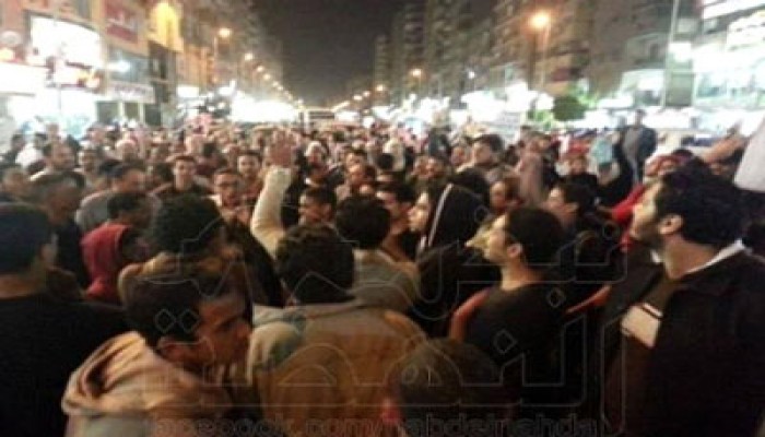 هتافات تسخر من ترشح السفاح في مسيرة حاشدة بـ"الهرم"