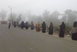 فيديو.. سلاسل بشرية لدعم الشرعية و7 الصبح بمدن الشرقية ضد السفاح