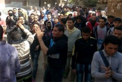ثوار عزبة النخل يخرجون في مسيرة حاشدة
