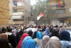 مسيرة صباحية بالمعادي تهتف ضد حكم العسكر
