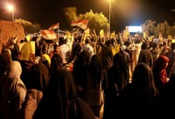 صمود أسطوري لثوار "أسوان" في وجه إجرام ميليشيات الانقلاب