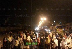 ثوار "السويس"يتظاهرون بهتاف: عمرك يا سيسي ما هتبقي رئيسي