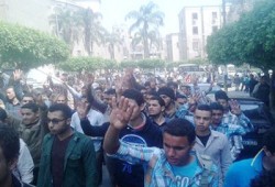 بالصور.. الآلاف ينضمون إلى مسيرة طلاب اﻷزهر بالدراسة
