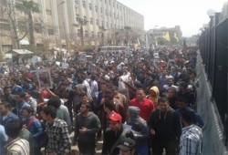 حشود هائلة تنضم لمسيرة الأزهر رفضًا للانقلاب وقضائه المسيس