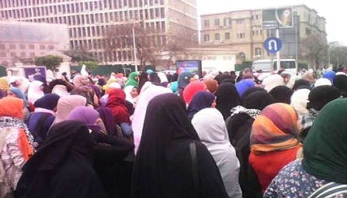 خروج مسيرة طلاب جامعة القاهرة باتجاه ميدان الجيزة