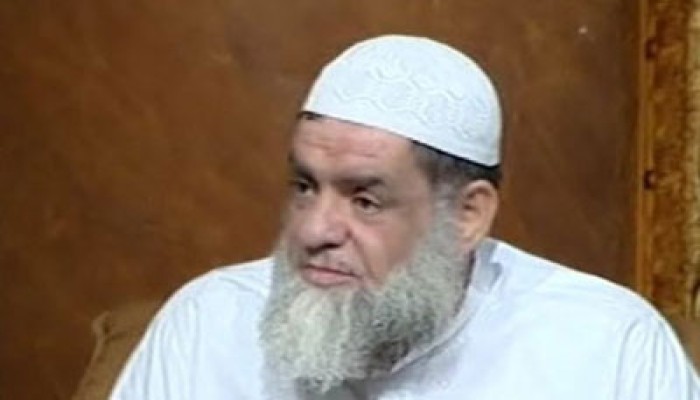 د. محمد عبد المقصود ينفي إصدار فتوى بقتل الضباط والجنود