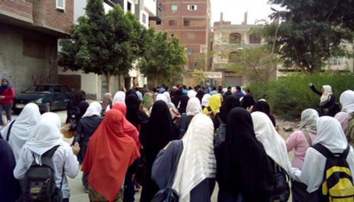 طلاب الإسماعيلية ينتفضون تضامنًا مع عزب وتنديدًا بالانقلاب الدموي