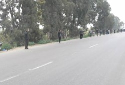 بالصور.. أهالي كفر سعد بدمياط ينظمون سلاسل بشرية لرفض الانقلاب