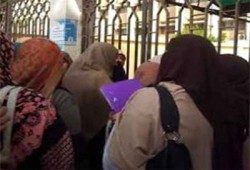 ميليشيات الانقلاب تعتدي على طالبات أزهر الزقازيق