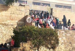 تقربًا للانقلاب .. إدارة "الأزهر" تفصل ٣٠ طالبة من المدينة الجامعية