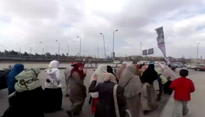 فيديو.. وقفة مفاجئة لحرائر الأزهر أمام أكاديمية الشرطة