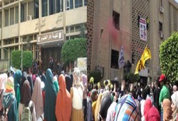 مسيرة حاشدة رافضة للانقلاب بجامعة القاهرة