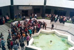 بالفيديو.. وقفة لطلاب أسيوط تنديدًا بحرس الجامعة في أول يوم دراسي