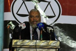 "أسامة حسنين" للثوار من محبسه: اصبروا واصمدوا لإسقاط عملاء الصهاينة