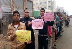 بث مباشر.. وقفة شبابية بقرية الرئيس تطالب بالإفراج عن المعتقلين