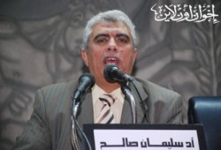 د. سليمان صالح: إعادة الشرطة إلى الجامعات يقهر الطلاب والأساتذة