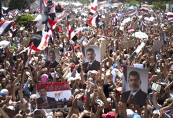 اليوم.. رابع جلسات المحاكمة الهزلية للرئيس مرسي في "الاتحادية"