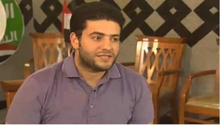 نجل الرئيس يستنكر منع الانقلابيين له من حضوره المحاكمة