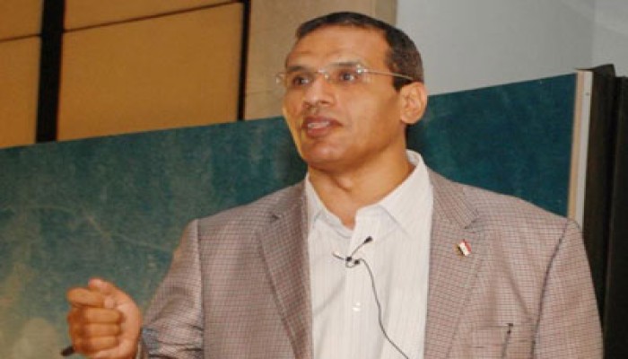 ماذا تعني محاولة المساس بالرئيس مرسي؟
