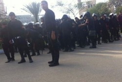 "طلاب ضد الانقلاب" بالمنصورة تتوعد قوات الانقلاب وتتحداهم