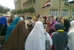مظاهرة لطالبات أزهر تفهنا الأشراف ضد بلطجة داخلية الانقلاب