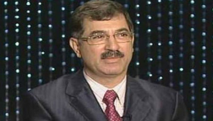 علاء صادق: "طاهر أبو زيد" افتكر نفسه وزير بجد