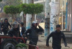 بث مباشر.. اعتداء على مسيرة بجامعة الزقازيق ووقوع إصابات