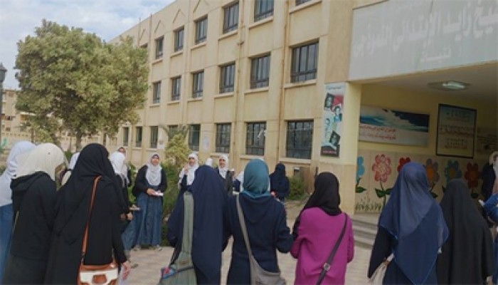 وقفة لطالبات الأزهر ضد الانقلاب بزايد للتنديد باعتقال الحرائر