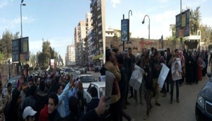 مسيرة حاشدة لشباب المنصورة تحيي صمود الرئيس