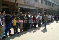 طلاب بني سويف ينددون باعتقال زملائهم ويهددون بالإضراب التام