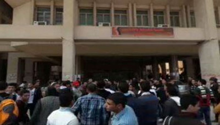 فيديو.. ثورة بـ"أزهر أسيوط" ردًا على إجرام الانقلاب بحق الطالبات