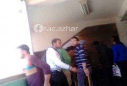 عميد الهندسة الزراعية بالأزهر يحشد للاعتداء على الطلاب المضربين