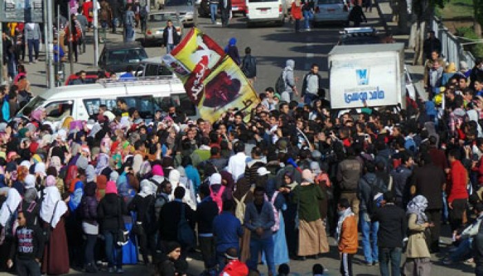 أمن الانقلاب يهاجم مسيرة طلاب عين شمس