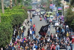 مسيرة حاشدة لطلاب عين شمس إلى وزارة الدفاع