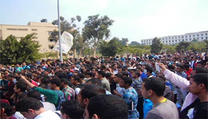 مسيرات حاشدة بجامعة الأزهر تنديدًا باعتقال وقتل الطلاب