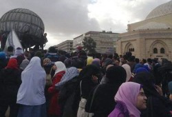 بث مباشر.. طلاب الجامعات الخاصة بـ6 أكتوبر ينتفضون ضد العسكر