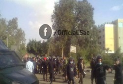 بث مباشر.. قوات الانقلاب تلاحق طلاب الأزهر داخل شوارع المدينة الجامعية