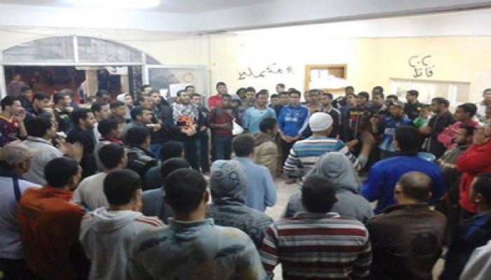 فيديو.. وقفة لطلاب أزهر أسيوط رفضًا لإجرام الانقلابيين بحقِّ زملائهم بالقاهرة