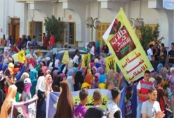 بث مباشر.. مسيرة حاشدة بـ"هندسة العاشر" ضد الانقلاب الإرهابي