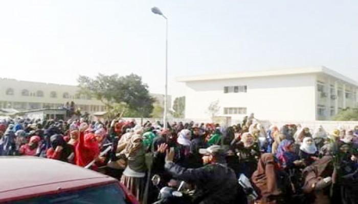 طالبات الأزهر بالقاهرة ينتفضن ضد سياسة الانقلاب القمعية