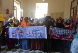 مسيرة لطالبات ضد اﻻنقلاب بدراسات إسلامية دمنهور