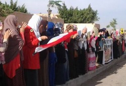 مسيرة حاشدة بجامعة السادات تضامنًا مع حرائر الإسكندرية