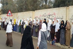 طالبات الأزهر بـ"مدينة السادات" يرفضن "حبس الحرائر" ويطالبن بالإفراج عنهن