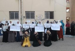 وقفة احتجاجية لطالبات الدراسات الإسلامية ببورسعيد تندد بحكم العسكر