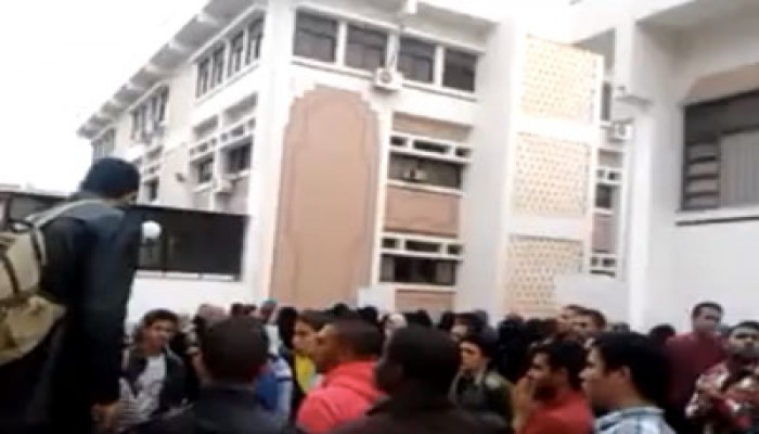 مسيرات حاشدة بجامعة القناة.. وطرد مراسلي الانقلاب من مظاهراتهم