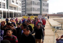 بث مباشر.. مسيرة حاشدة لطلاب جامعة دمنهور في يوم "الغضب الطلابي"
