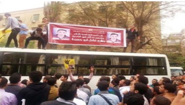 بالصور.. مسيرة حاشدة لطلاب الأزهر بالدراسة ضد حكم العسكر