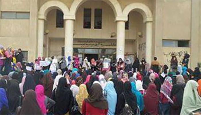 حرائر هندسة الأزهر يواصلن الإضراب عن الدراسة