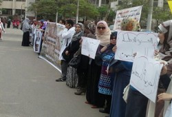 أساتذة جامعة الزقازيق يواصلون رفضهم اعتقال زملائهم